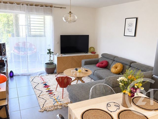 Appartement T3 à vendre - 3 pièces - 61.89 m2 - MARSEILLE - 13013 - PROVENCE-ALPES-COTE-D-AZUR - Century 21 Alphée Sga