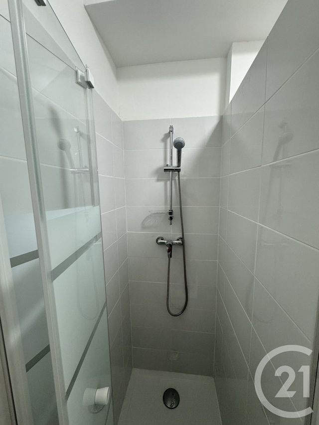 Appartement Studio à louer - 1 pièce - 22.8 m2 - MARSEILLE - 13005 - PROVENCE-ALPES-COTE-D-AZUR - Century 21 Alphée Sga
