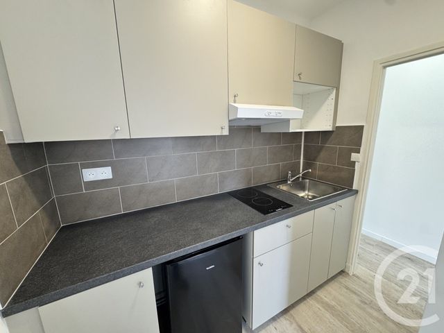 Appartement Studio à louer - 1 pièce - 22.8 m2 - MARSEILLE - 13005 - PROVENCE-ALPES-COTE-D-AZUR - Century 21 Alphée Sga