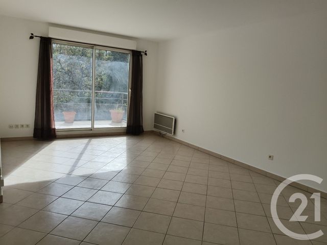 Appartement F3 à vendre - 3 pièces - 88.02 m2 - MARSEILLE - 13004 - PROVENCE-ALPES-COTE-D-AZUR - Century 21 Alphée Sga