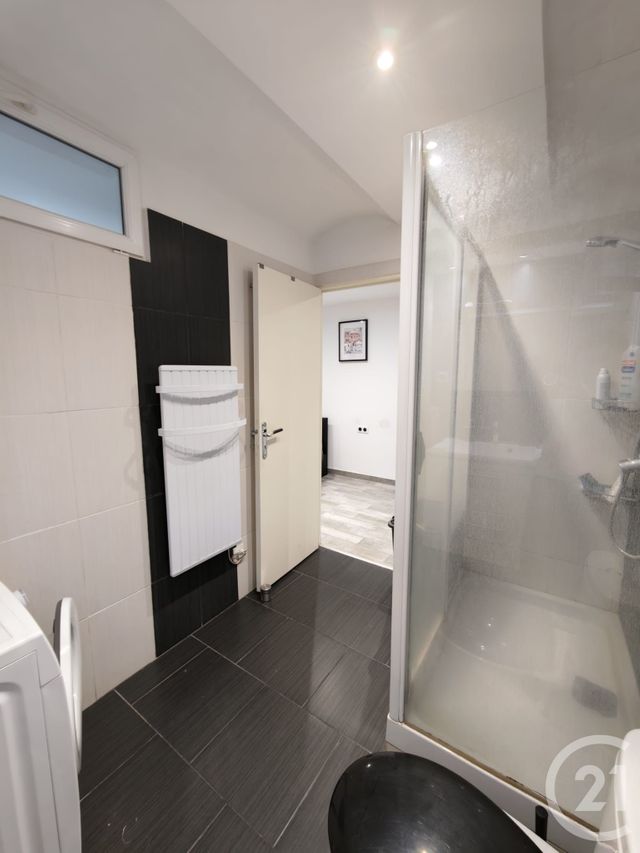 Appartement T2 à vendre - 2 pièces - 58.01 m2 - LA PENNE SUR HUVEAUNE - 13 - PROVENCE-ALPES-COTE-D-AZUR - Century 21 Alphée Sga