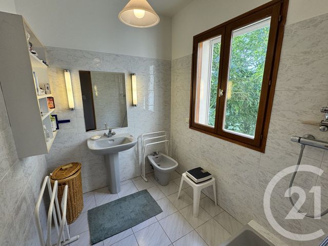 maison à louer - 6 pièces - 166.52 m2 - MARSEILLE - 13012 - PROVENCE-ALPES-COTE-D-AZUR - Century 21 Alphée Sga