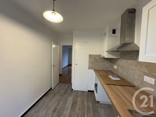 Appartement T3 à louer - 3 pièces - 58.04 m2 - MARSEILLE - 13012 - PROVENCE-ALPES-COTE-D-AZUR - Century 21 Alphée Sga