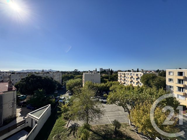 Appartement T3 à louer - 3 pièces - 64.8 m2 - MARSEILLE - 13012 - PROVENCE-ALPES-COTE-D-AZUR - Century 21 Alphée Sga