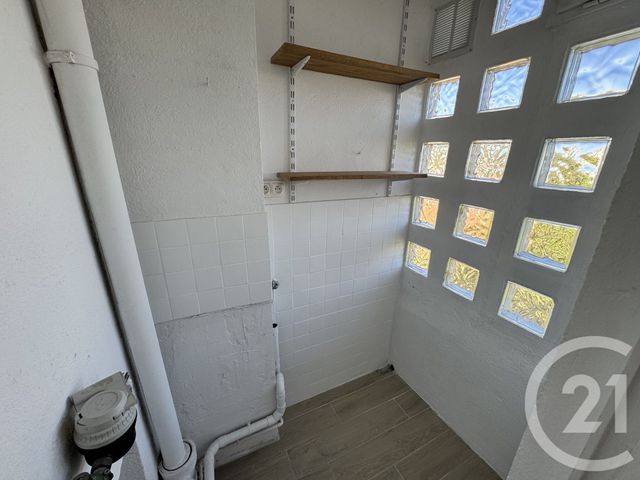 Appartement T3 à louer - 3 pièces - 64.8 m2 - MARSEILLE - 13012 - PROVENCE-ALPES-COTE-D-AZUR - Century 21 Alphée Sga