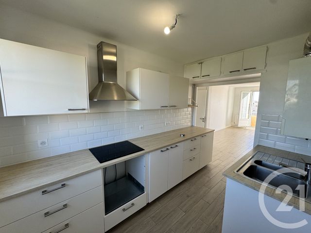 Appartement T3 à louer - 3 pièces - 64.8 m2 - MARSEILLE - 13012 - PROVENCE-ALPES-COTE-D-AZUR - Century 21 Alphée Sga