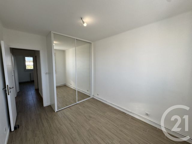 Appartement T3 à louer - 3 pièces - 64.8 m2 - MARSEILLE - 13012 - PROVENCE-ALPES-COTE-D-AZUR - Century 21 Alphée Sga
