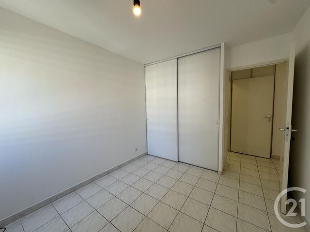 Appartement T4 à louer - 4 pièces - 84.4 m2 - MARSEILLE - 13012 - PROVENCE-ALPES-COTE-D-AZUR - Century 21 Alphée Sga