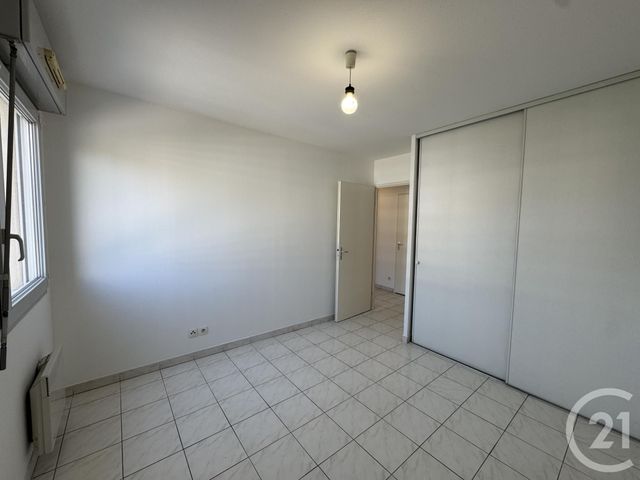 Appartement T4 à louer - 4 pièces - 84.4 m2 - MARSEILLE - 13012 - PROVENCE-ALPES-COTE-D-AZUR - Century 21 Alphée Sga