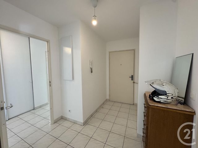 Appartement T4 à louer - 4 pièces - 84.4 m2 - MARSEILLE - 13012 - PROVENCE-ALPES-COTE-D-AZUR - Century 21 Alphée Sga
