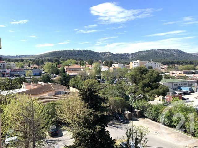 Appartement T2 à louer - 2 pièces - 40.39 m2 - AUBAGNE - 13 - PROVENCE-ALPES-COTE-D-AZUR - Century 21 Alphée Sga