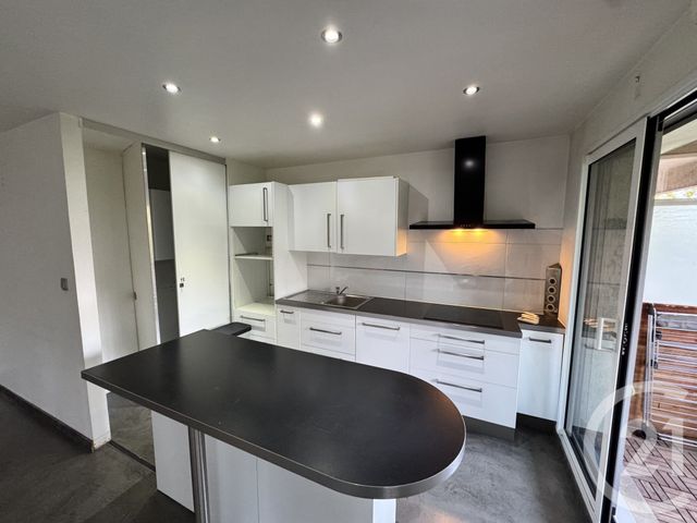 Appartement T2 à louer - 2 pièces - 46.25 m2 - MARSEILLE - 13008 - PROVENCE-ALPES-COTE-D-AZUR - Century 21 Alphée Sga