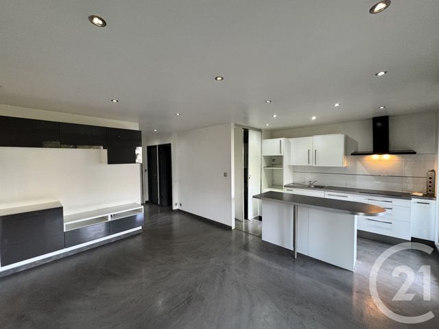 Appartement T2 à louer - 2 pièces - 46.25 m2 - MARSEILLE - 13008 - PROVENCE-ALPES-COTE-D-AZUR - Century 21 Alphée Sga