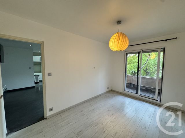 Appartement T2 à louer - 2 pièces - 46.25 m2 - MARSEILLE - 13008 - PROVENCE-ALPES-COTE-D-AZUR - Century 21 Alphée Sga