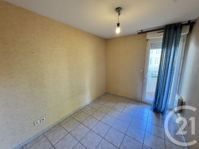 Appartement T2 à louer - 2 pièces - 53.8 m2 - MARSEILLE - 13006 - PROVENCE-ALPES-COTE-D-AZUR - Century 21 Alphée Sga